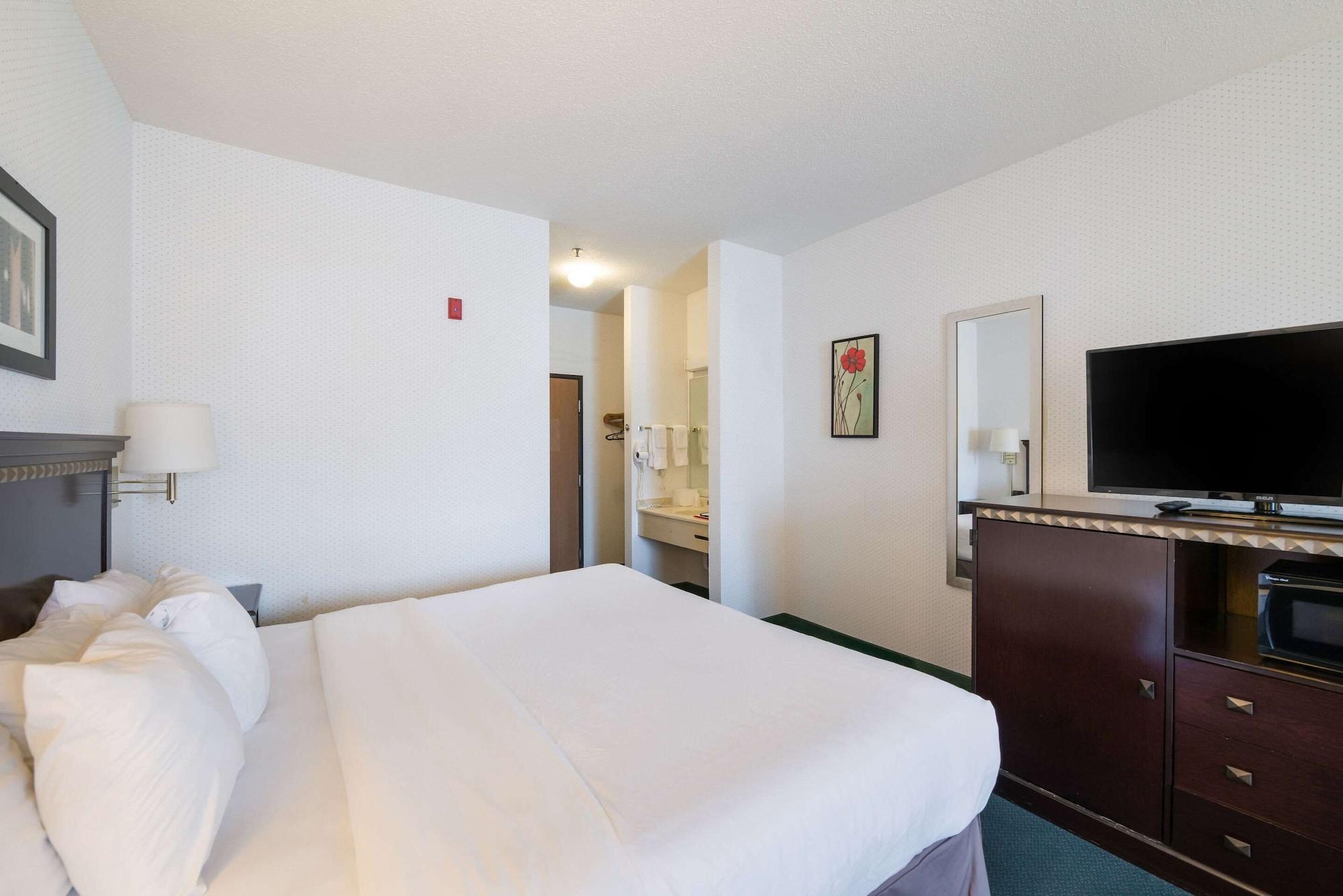 Rodeway Inn Urbana Champaign University Area Exteriör bild